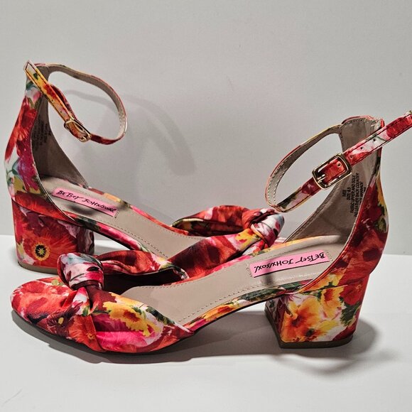 Betsey Johnson Floral Block Heel Dress Heels Women’s 6.5 Ankle Strap - Picture 1 of 11
